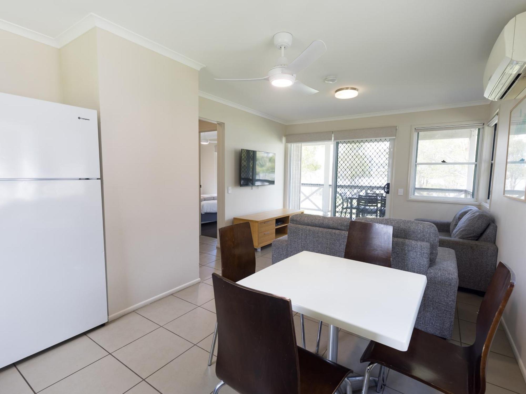 Nrma Lake Somerset Holiday Park Kilcoy Bilik gambar